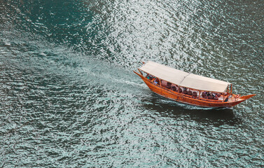 Traditional taxi boat over the sea © Néstor
