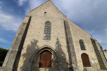 Eglise Notre Dame de l'Assomption de la tr&egrave;s sainte Vierge, vue de l'ext&eacute;rieur, ville de Milly la For&ecirc;t, d&eacute;partement de l'Essonne, France