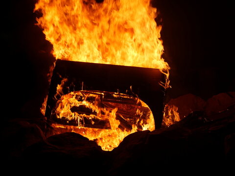 Burning Organ Piano in firepit