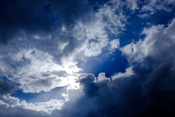 Obraz premium Spektakuläre Wolken am Himmel