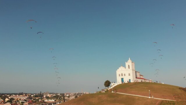 PARAMOTOR SAQUAREMA FLIGHT CHURCH IN ITAUNA BEACH 