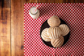 Conchas. Mexican sweet bread roll with seashell-like appearance, Usually eaten with coffee or hot chocolate at breakfast or as an afternoon snack.