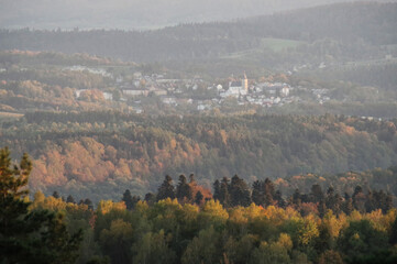 Widok na Lesko z gór Słonnych.