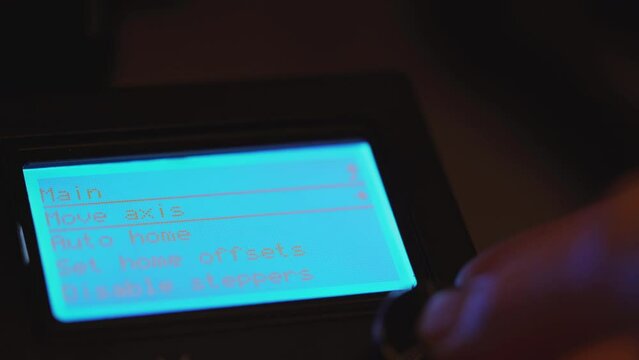 Making settings adjustments on the 3D printer before printing is ready