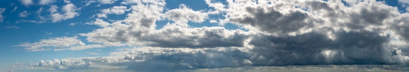 Obraz premium Fantastic soft thunderclouds, sky panorama