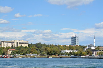 Fototapeta premium Istanbul, waterview, skyline, sky and clouds
