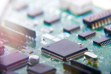 プリント基板と半導体などの電子部品