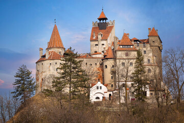 Fototapeta premium Dracula Bran medieval castle, dusk view, Romania