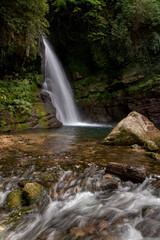 Obraz premium carpinone waterfall in molise italy with schioppo and carpino