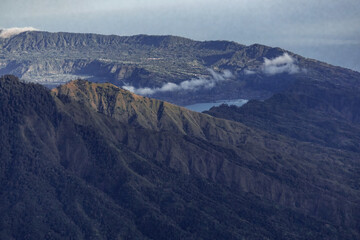 Obraz premium Batur Lake view from Agung volcano, amazing view from volcano in Bali at sunrise, Indonesia
