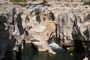 Fototapeta na wymiar cascades du Sautadet