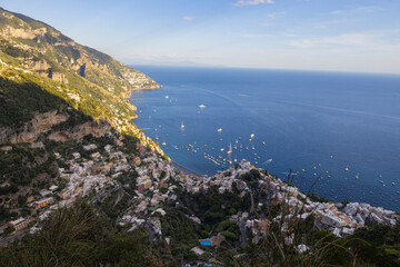 Fototapeta na wymiar Views overlooking Positano on the Italian Amalfi coast