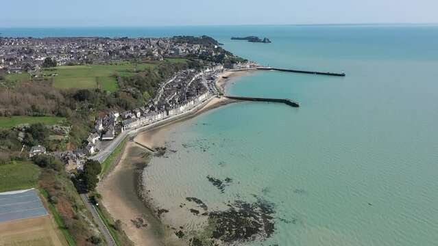 Vid&eacute;o drone de Cancale en Ile et Vilaine, Bretagne.