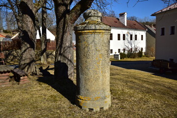 Fototapeta na wymiar Former stone water distributor in Zelnava
