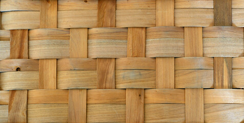 Intertwined wooden slats