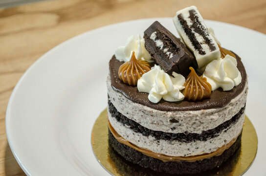 Cookies and Cream Cake with dulce de leche.