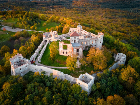 รูปภาพForteca – เลือกดูภาพถ่ายสต็อก เวกเตอร์ และวิดีโอ6,831 | Adobe Stock