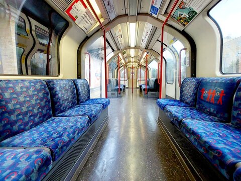 London tube transportation 