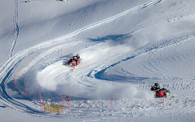 RACE OF SNOWMOBILE