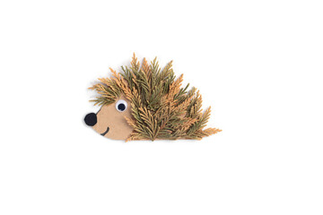 autumn nature craft for kids, hedgehog figurine © Elena