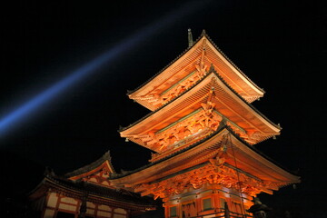 Fototapeta na wymiar Sky, Japan, Pagoda
