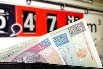 Gaszähler, Geld Polnische Zloty PLN und Preise für Gas in Polen	