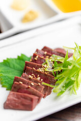 馬ハツ（心臓）の刺し身