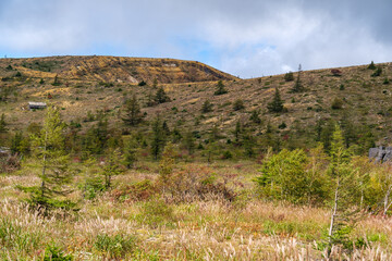 白根山の噴火口