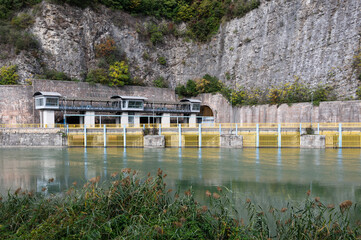 Beginn des Etsch Gardasee Tunnels  - Der Tunnel ist ein  Abflusskanal zur Hochwasserregulierung der Etsch in Italien
