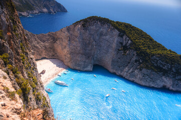 Exciting spring view of Cameo Island.