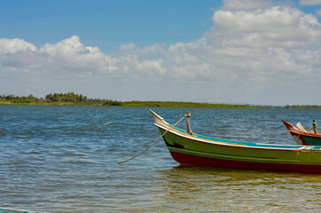 Naklejka premium boats on the beach