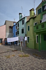burano, casas y vida normal. Ropa tendida al viento