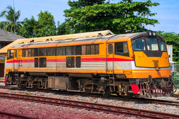 Obraz premium Diesel locomotive at the railway station (Public building).
