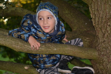 child in the woods