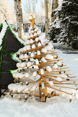 christmas tree in snow