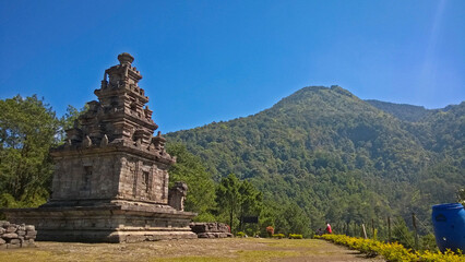 Gedong Songo Temple with a view of the mountains

