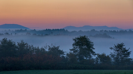 雲海　日の出前　絶景　北海道