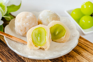 シャインマスカット大福