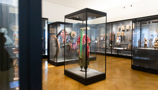 VIENNA, AUSTRIA - JANUARY 29, 2022: Ethnographic Collection Of Everyday, Household And Cultural Items Of Aztec Empire Displayed At National Austrian Museum Weltmuseum