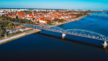 Toruń most im Piłsudskiego i Zespoł Staromiejski - obrazy, fototapety, plakaty