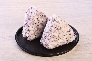 Japanese cuisine, Onigiri - Perilla plum rice ball 