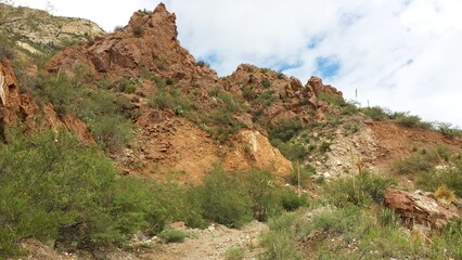 Fototapeta na wymiar Rocky canyon 