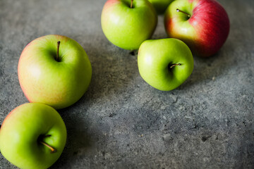a picture of apples, healthy food, sweet and sugary