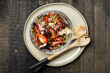 Quinoa salad with chicken and vegetables.