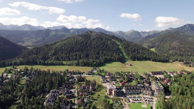 Zakopane Polskie Tatry Gubał&oacute;wka Polskie G&oacute;ry z drona