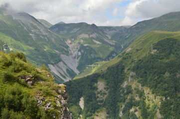 Fototapeta na wymiar View of the gorge in the Caucasus mountains.