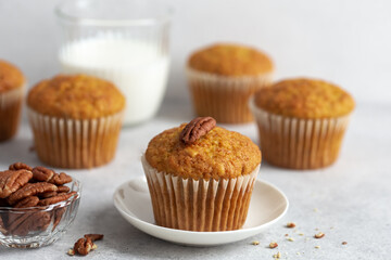 carrot and nuts muffins