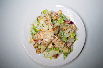 Caesar salad calories
