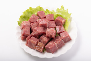 牛タンの燻製　［サイコロカット］