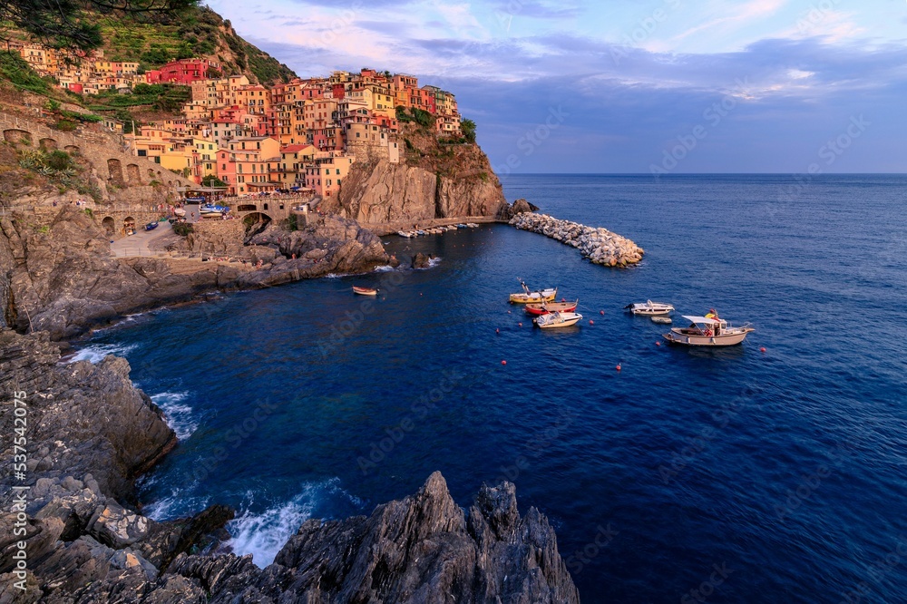 Sticker beautiful view of manarola, a small town in the province of la spezia, liguria, italy.